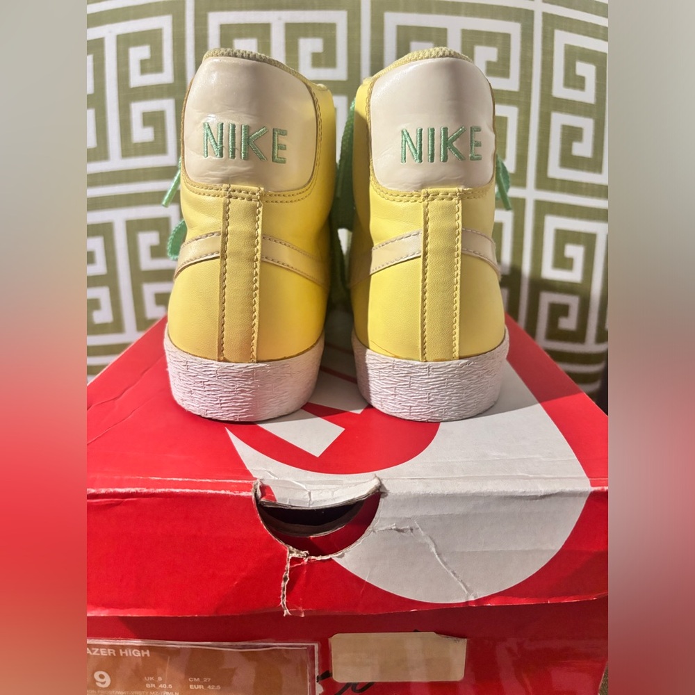 NEW! Nike Blazer High Lemon Frost White-Varsity Maize-Trmln Basketball Sneakers - Picture 10 of 16